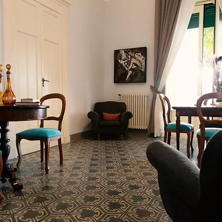 Bed & Breakfast B&B Scalea Villa Giordanelli 4*