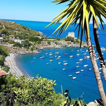 B&B Scalea Villa Giordanelli Bed & Breakfast